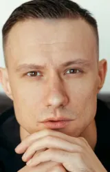 Роман Гайдамак